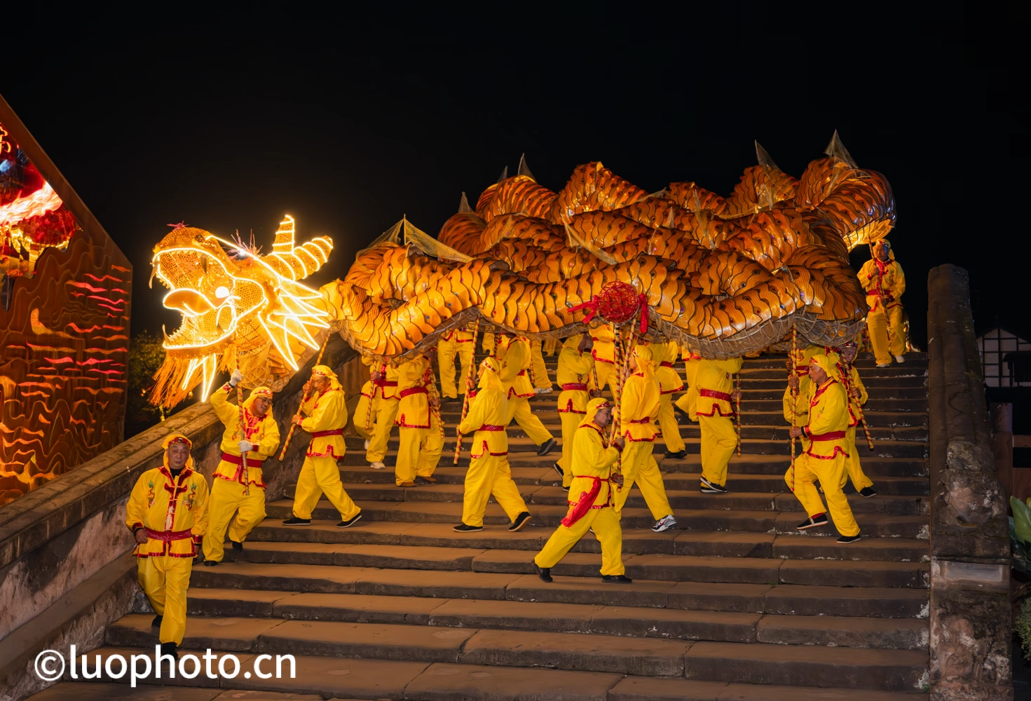 邛崃平乐古镇平安中国年祥龙舞狮